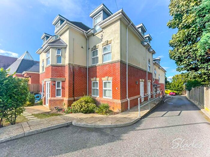 2 Bedroom Apartment To Rent In Southbourne Road, Southbourne, Bournemouth, BH6