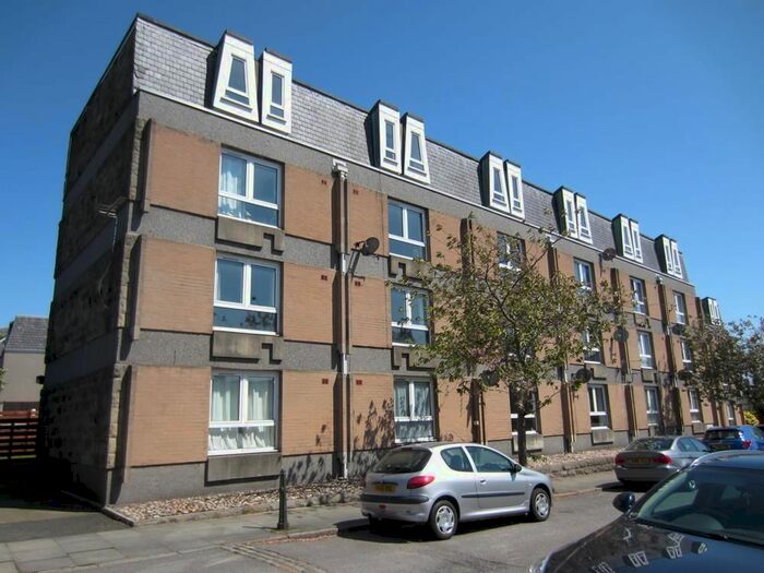 Studio To Rent In Salisbury Court, Aberdeen, AB10