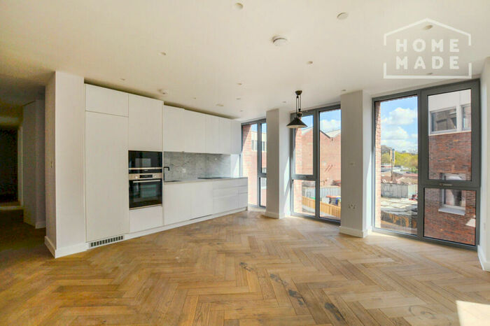 3 Bedroom Flat To Rent In Parkhaus, Downs Road, E5