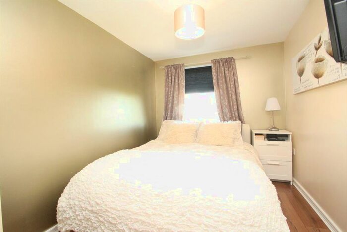 2 Bedroom Apartment To Rent In Milestone Road, Newhall, CM17