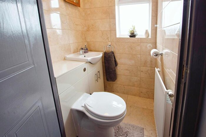 4 Bedroom Detached House For Sale In Bracken Road, Shirebrook, Mansfield, NG20