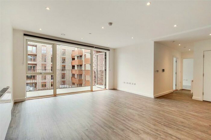 2 Bedroom Apartment To Rent In Fresh Wharf Road, Barking, Essex, IG11