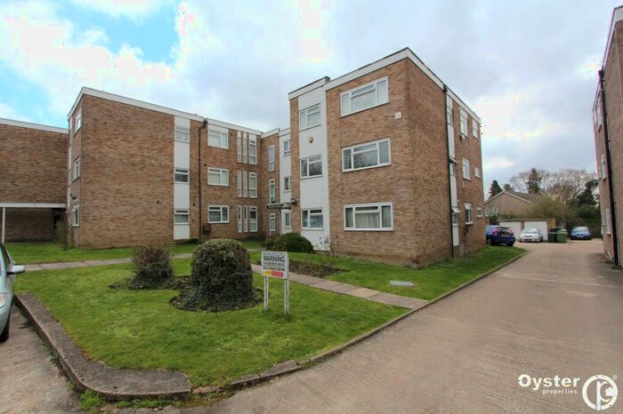 3 Bedroom Apartment To Rent In London Road, Stanmore, HA7