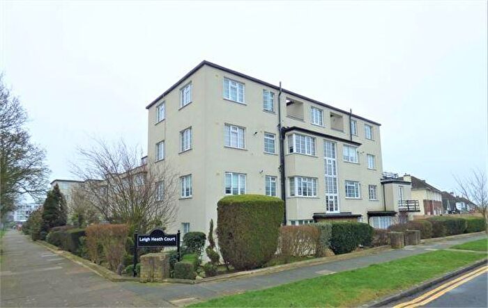 2 Bedroom Apartment To Rent In London Road, Leigh On Sea, Leigh On Sea, SS9