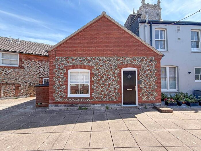 1 Bedroom Apartment For Sale In High Street, Cromer, NR27