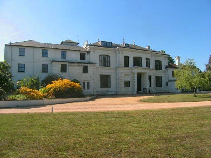 Studio To Rent In Sandhurst Lodge, RG45