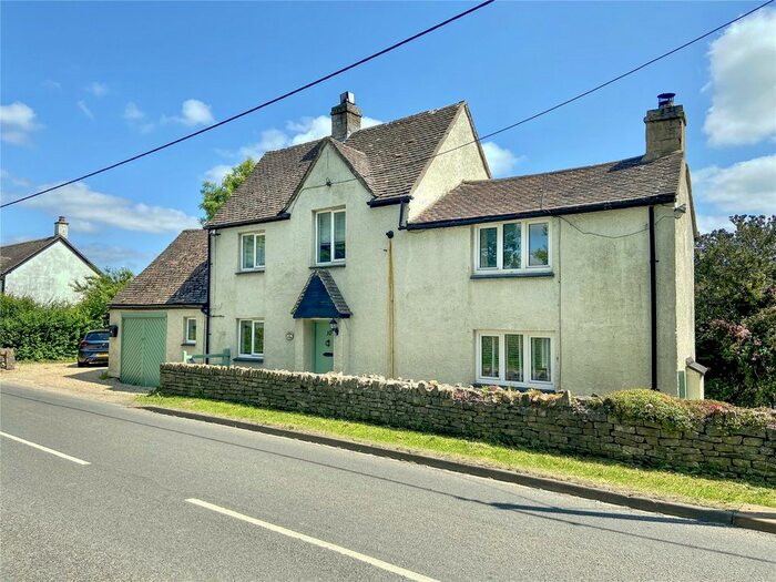 4 Bedroom Detached House For Sale In Malmesbury Road, Swindon, SN6