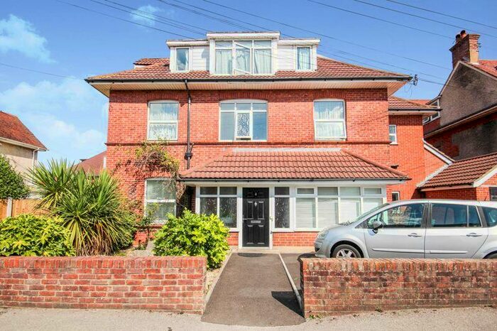 1 Bedroom Property To Rent In Queens Park Gardens, Bournemouth, BH8