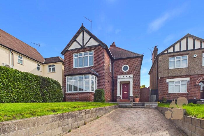 3 Bedroom Detached House For Sale In Ipswich Road, Colchester, CO4