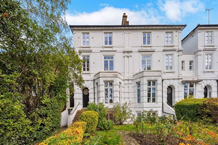 2 Bedroom Flat To Rent In Highgate Road, London, NW5