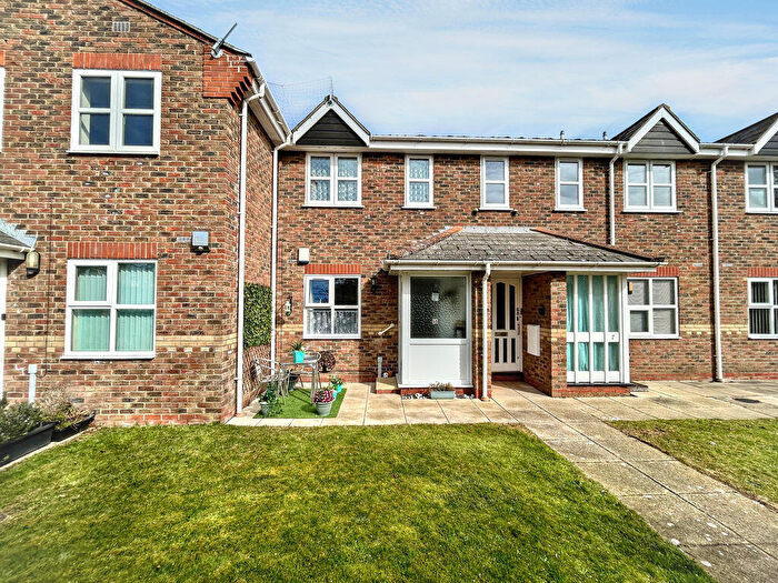 1 Bedroom Flat For Sale In Lowestoft Road, Gorleston, NR31