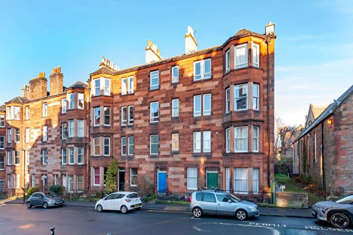 2 Bedroom Flat For Sale In / Montpelier Park, Bruntsfield, Edinburgh, EH10