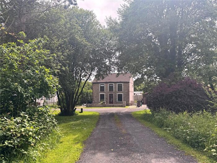 4 Bedroom Detached House For Sale In New Road, Gwaun Cae Gurwen, Ammanford, Neath Port Talbot, SA18