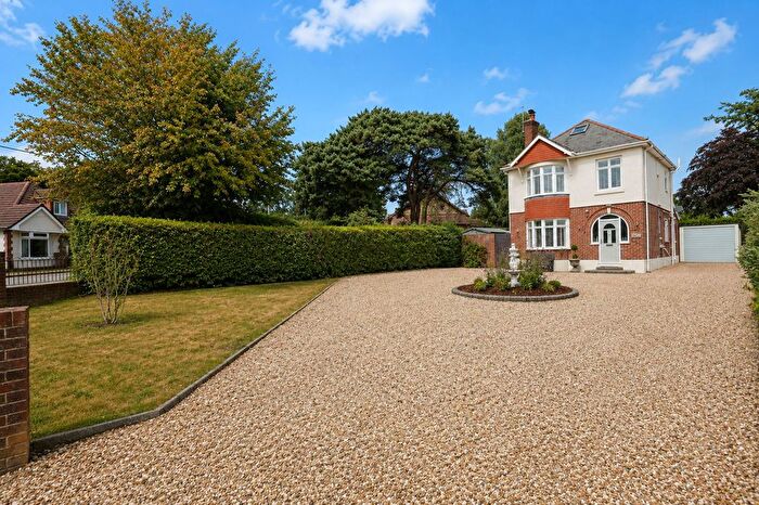 3 Bedroom Detached House For Sale In Blandford Road, Poole, BH16