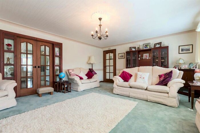 3 Bedroom Detached House For Sale In Hill Road, Stonehouse, Larkhall, South Lanarkshire, ML9