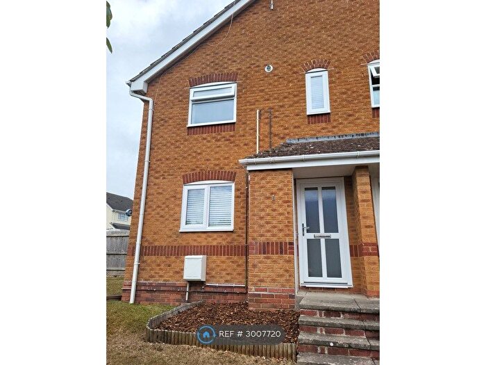 1 Bedroom Semi-Detached House To Rent In Jordan Close, Chippenham, SN15