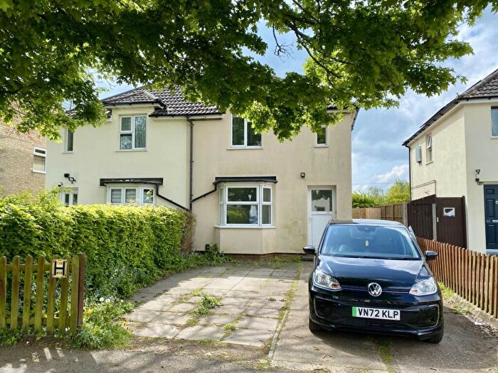 3 Bedroom Semi-Detached House To Rent In Akeman Street, Cambridge, CB4