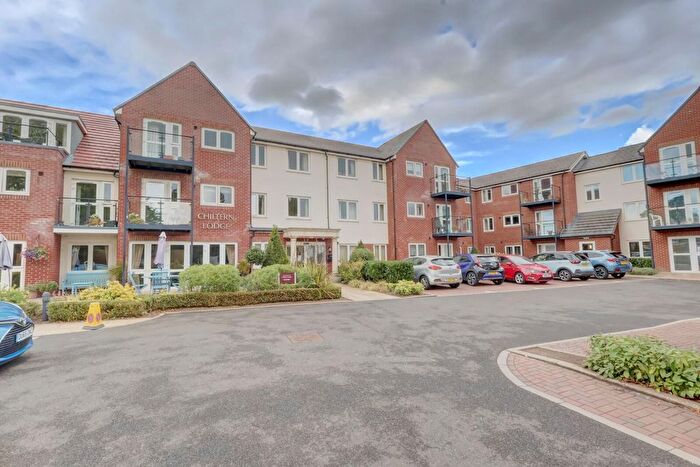 2 Bedroom Flat For Sale In Longwick Road, Princes Risborough, Buckinghamshire, HP27