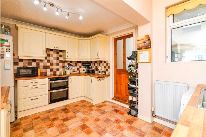 3 Bedroom Terraced House For Sale In London Road, Kessingland, Lowestoft, NR33