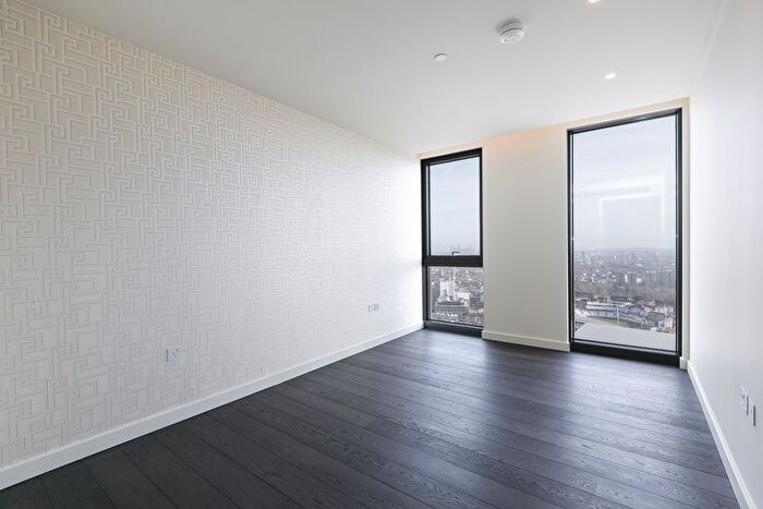 2 Bedroom Flat For Sale In Nine Elms Development, Wyvil Road, SW8