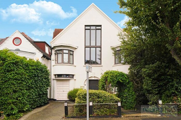 7 Bedroom Detached House For Sale In Highfield Gardens, NW11