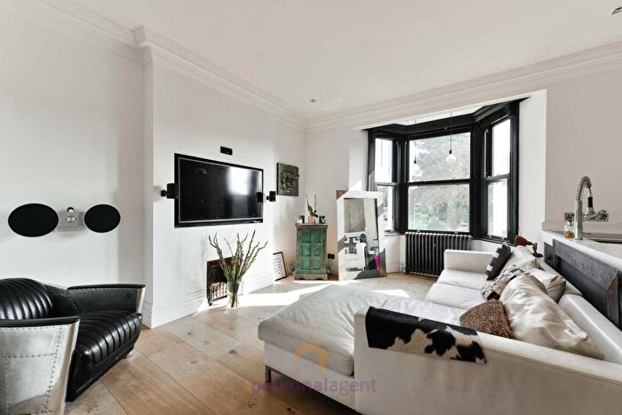 2 Bedroom Apartment To Rent In Ashley Road, Epsom, KT18