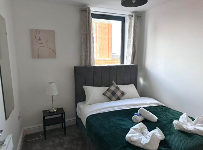 2 Bedroom Apartment To Rent In Queen Street, Sheffield, S1