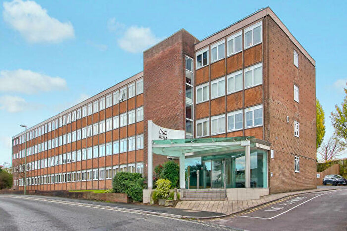 1 Bedroom Flat To Rent In Wella Road, Basingstoke, RG22