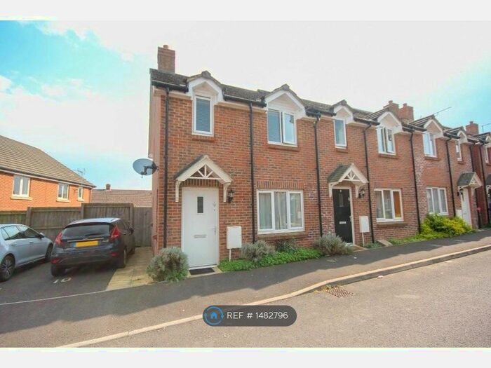 2 Bedroom Terraced House To Rent In Erica Close, Yeovil, BA21