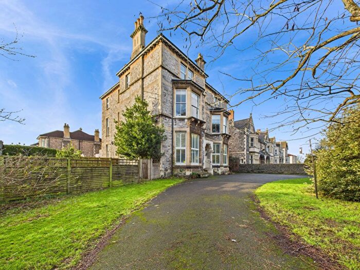 2 Bedroom Flat For Sale In Ellenborough Park South, Weston-Super-Mare, BS23
