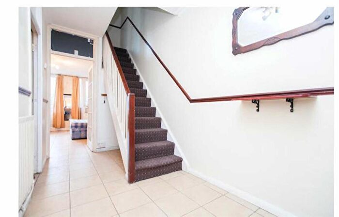 4 Bedroom Flat To Rent In Stanhope Street, Regent's Park, NW1