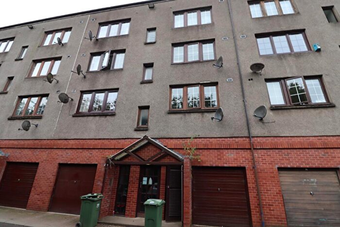 2 Bedroom Flat To Rent In Inchinnan Road, Renfrew, Renfrewshire, PA3