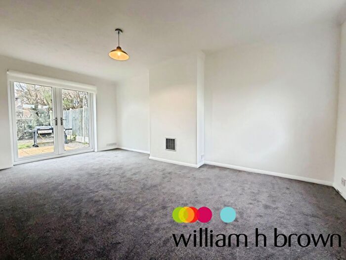 3 Bedroom Semi-Detached House To Rent In Plume Avenue, Colchester, CO3