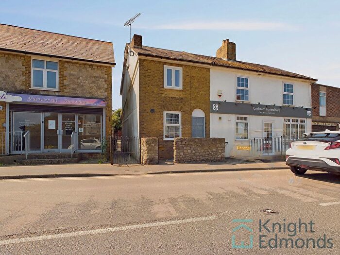 3 Bedroom Semi-Detached House To Rent In Heath Road, Coxheath, ME17