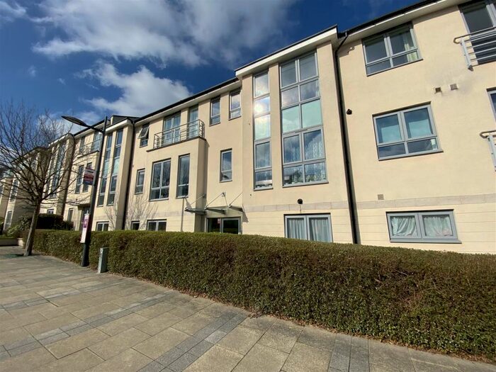 1 Bedroom Flat To Rent In Springhead Parkway, Northfleet, Gravesend, DA11