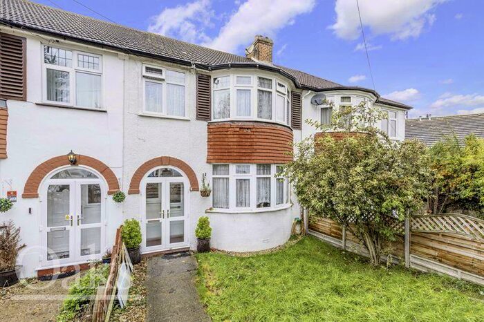3 Bedroom Terraced House To Rent In Glen Gardens, Croydon, CR0