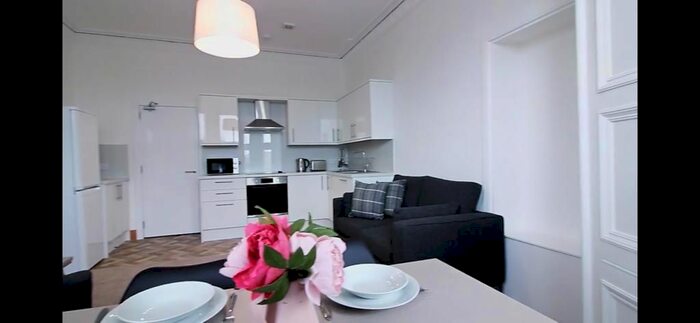 2 Bedroom Flat To Rent In Nelson Street, Dundee, DD1