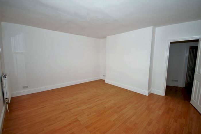 2 Bedroom Flat To Rent In , Dale Street, Leamington Spa, Warwickshire, CV32