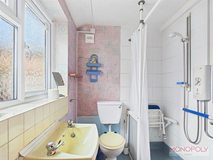 2 Bedroom Terraced House For Sale In Bertie Road, Wrexham, LL13 - Photo 7