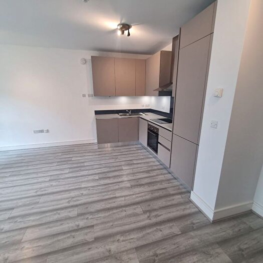 Studio To Rent In Hare Street, Woolwich, SE18