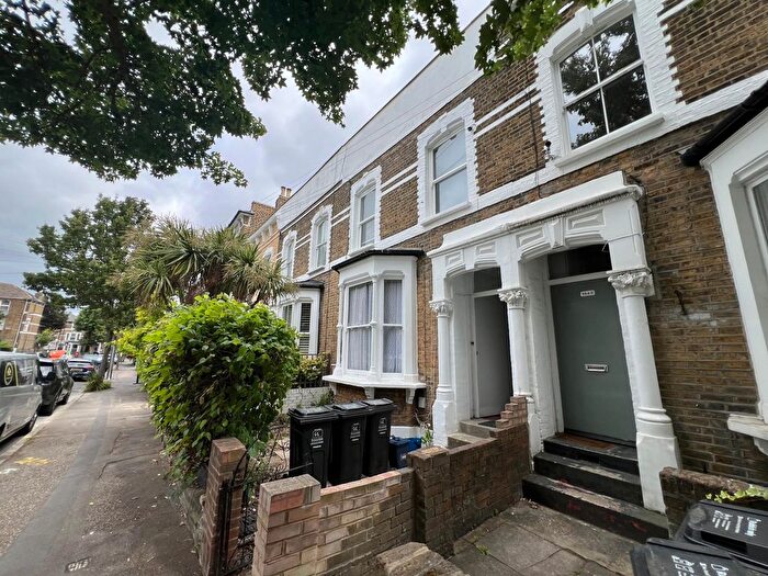 1 Bedroom Flat To Rent In Maury Rd, Stoke Newington, N16
