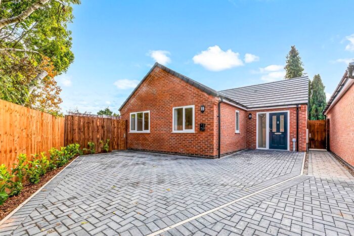 2 Bedroom Bungalow For Sale In Elliot Drive, Leicester Forest East, LE3