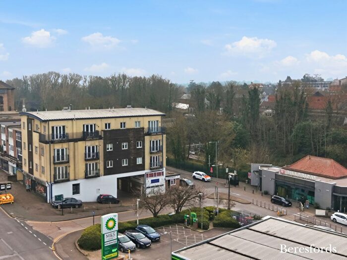 2 Bedroom Flat For Sale In Radford Way, Billericay, CM12