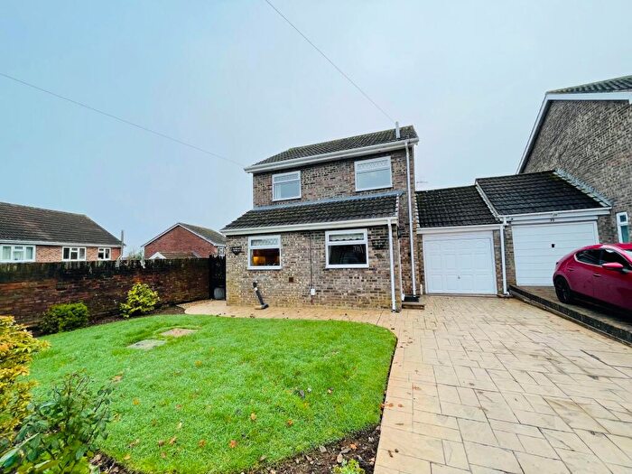3 Bedroom Link Detached House To Rent In Malford Grove, Gilwern, NP7