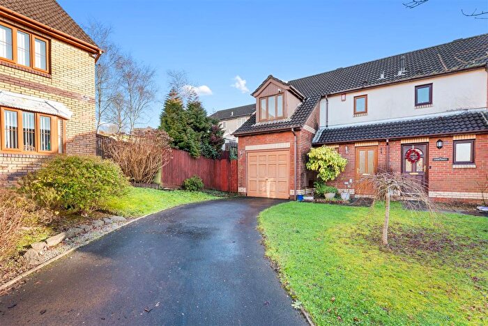 3 Bedroom Semi-Detached House For Sale In Cwrt Emily, Birchgrove, Swansea, SA7