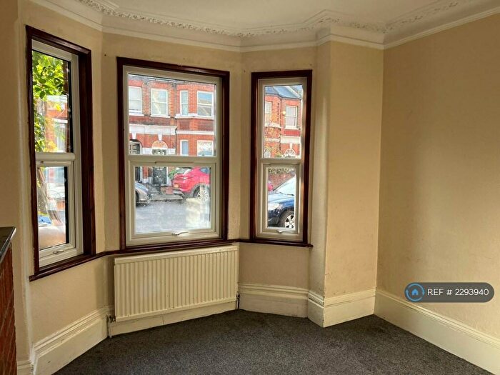 3 Bedroom Terraced House To Rent In Vambery Road, London, SE18