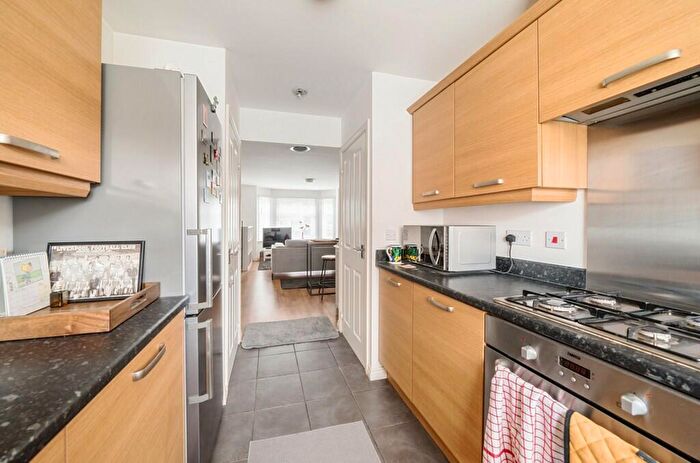 2 Bedroom Apartment To Rent In Dunnock Close, Ravenshead, NG15
