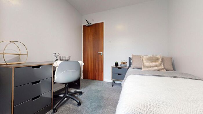 1 Bedroom Flat To Rent In Holland Drive, Newcastle Upon Tyne, NE2