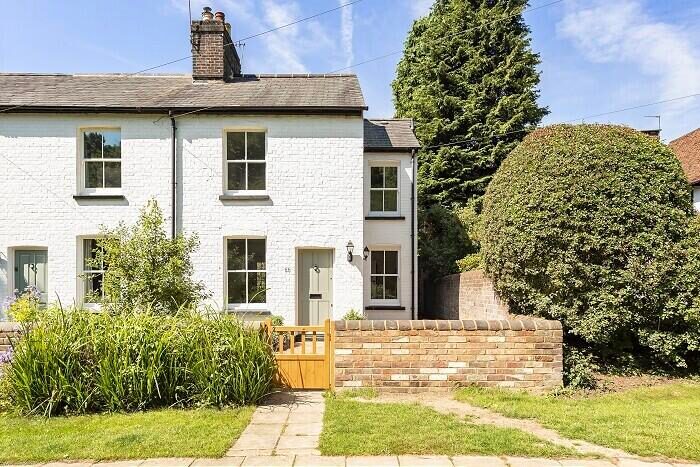 3 Bedroom Cottage To Rent In West Common, Harpenden, Herts, AL5