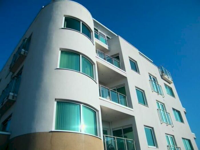 1 Bedroom Flat To Rent In Harbour Point, Stuart Street, Cardiff, CF10